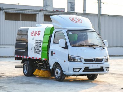 國六東風(fēng)途逸掃路車（3立方）